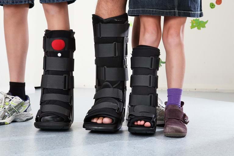 Walker Boots (Cam Walkers / Moon Boots)